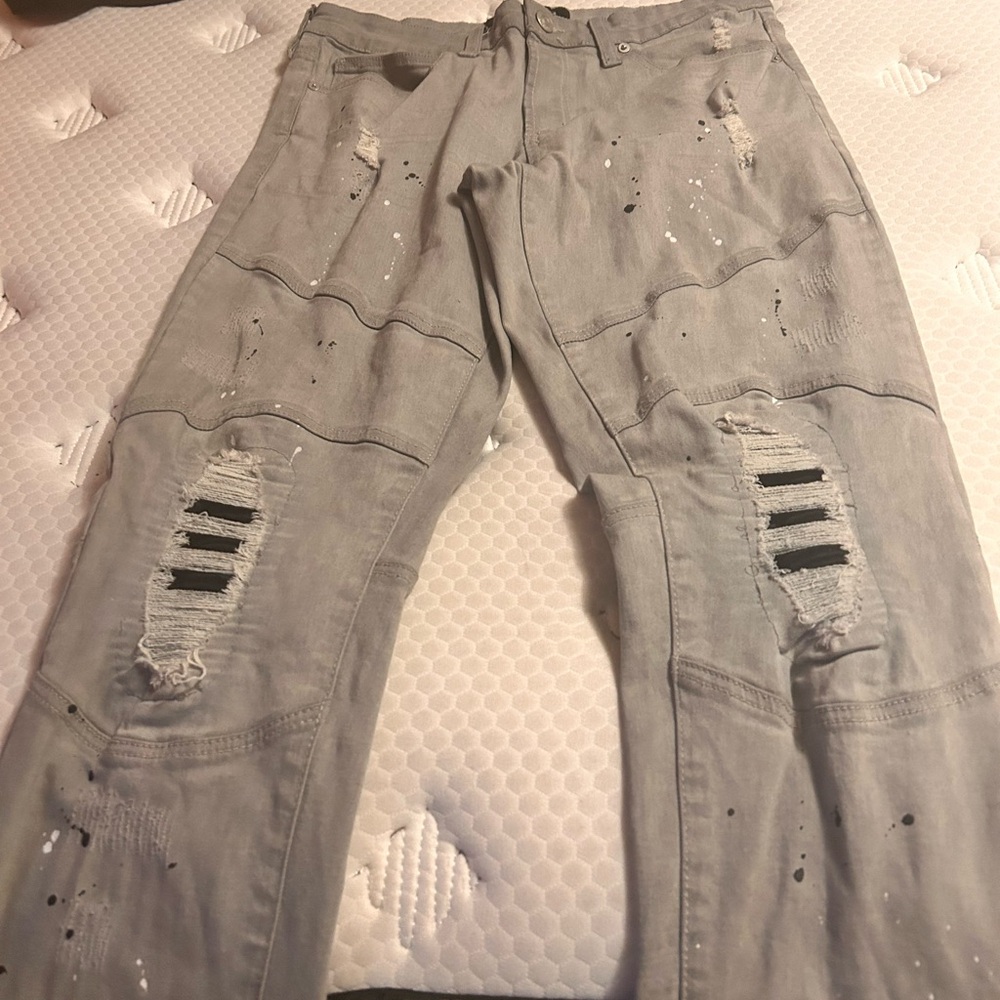 Distressed Gray Jeans with Paint Splatter